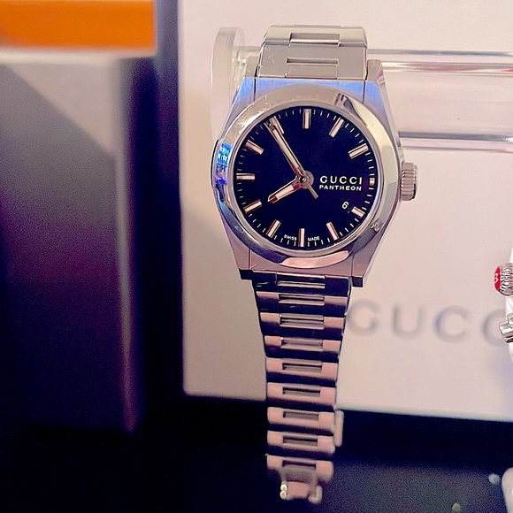 Gucci Pantheon/ stainless steel bracelet black dial - Picture 3 of 8